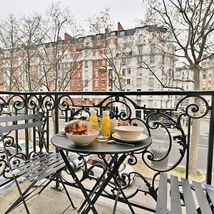 Appartement Proche Parc Monceau - III