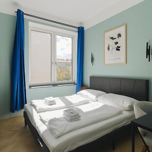 Angeli Room Oasis