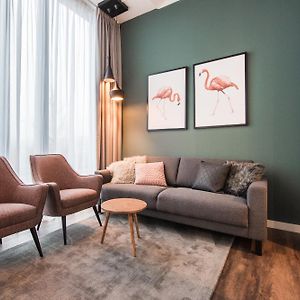 Appartement Grand à 2 Chambres à Coucher