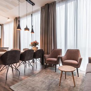Appartement Accessible aux Personnes à Mobilité Réduite Grand à 2 Chambres à Coucher