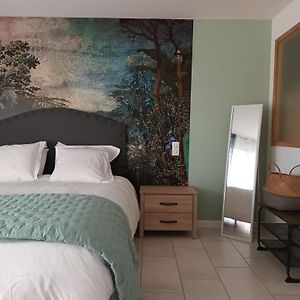 Chambre Standarde Lit Queen-Size