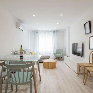 Appartement à 3 Chambres à Coucher