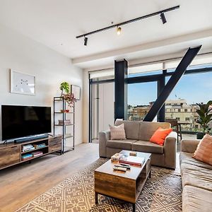 Modern Living In Prime Location