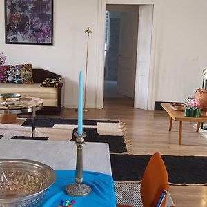 Appartement à 2 Chambres à Coucher