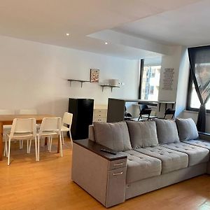 Appartement à 2 Chambres à Coucher