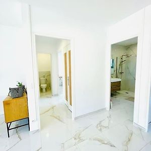 Appartement à 2 Chambres à Coucher