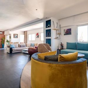 Appartement à 3 Chambres à Coucher