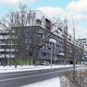 Luxury Apartment Near The City Center Of Cracow By Renters Prestige