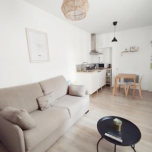 Stylish Cocoon: Studio Tout Confort Au Coeur De Pau