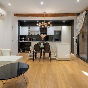 Appartement à 2 Chambres à Coucher