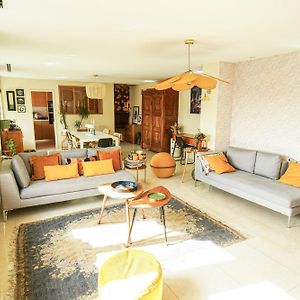 Appartement à 3 Chambres à Coucher