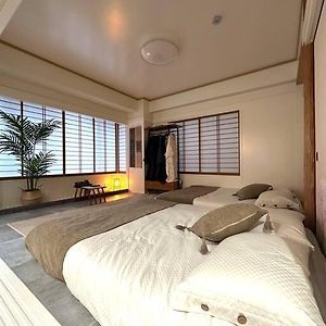Appartement à 3 Chambres à Coucher