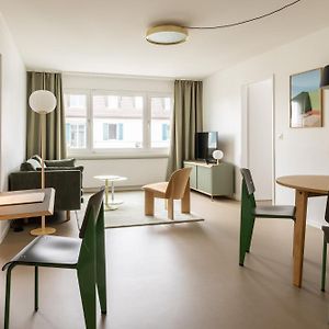 Appartement à 2 Chambres à Coucher