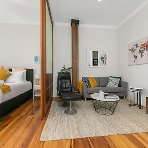 Spacious One Bedroom With Pool And Gym!