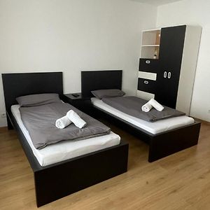 Renoviert, Modern Und Ruhig