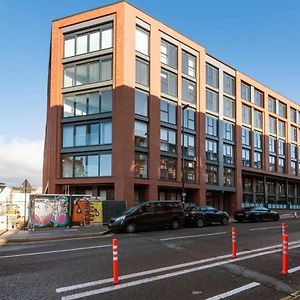Modern Fabulous Flat In Central Birmingham