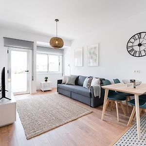 Guestready - City Retreat With A Balcony
