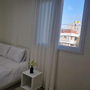 Appartement à 3 Chambres à Coucher