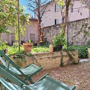 Cosy Apartment In The Ramparts Of Avignon