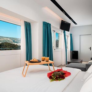3Sights Rooftop Suite - Parthenon Viewpoint
