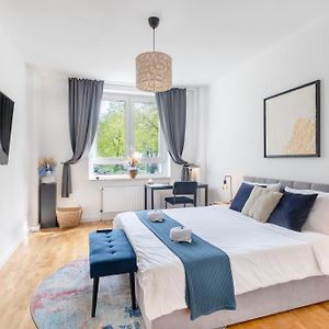 Appartement à 2 Chambres à Coucher