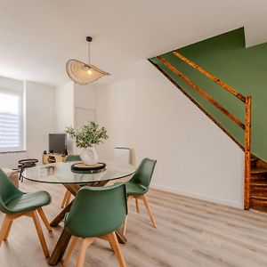 Villa à 3 Chambres à Coucher