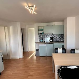 Frisch Renovierte Ferienwohnung Haldenblick Fuer 2-4 Personen, Zentral Gelegen