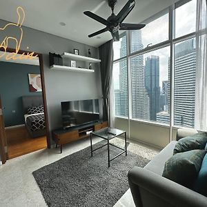 High Floor Lux Apartment Across Klcc