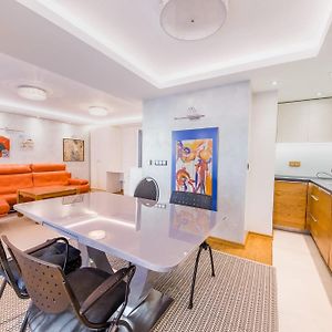 Signature Suite - 1 Bedroom