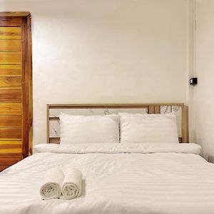 Chubby 5 Room 4
