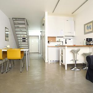 Appartement à 2 Chambres à Coucher