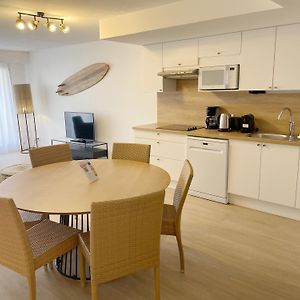 Appartement à 2 Chambres à Coucher