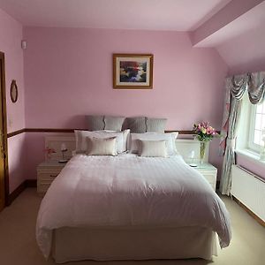 Chambre Standarde Lit Queen-Size