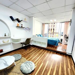 Appartement à 2 Chambres à Coucher