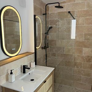 Private Bathroom King Room