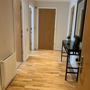 Appartement à 2 Chambres à Coucher