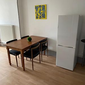 Bel Appartement 2 Chambres N11