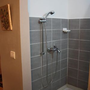 Chambre Double avec Accès aux Personnes Handicapées