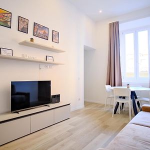 Cavour - Boutique Home In Florence