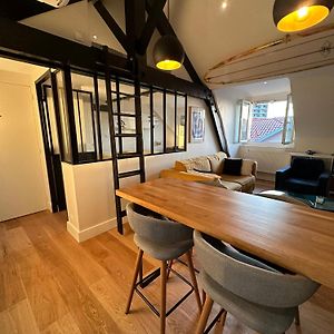 Appartement à 2 Chambres à Coucher