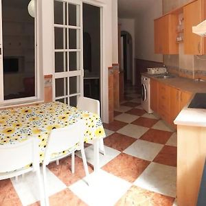 Appartement à 3 Chambres à Coucher