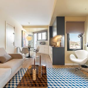 Sagrada Familia Apartment By Olala Homes