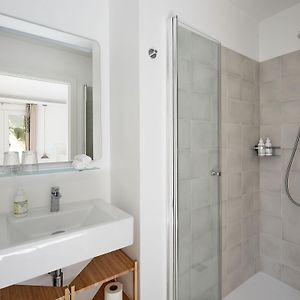 Chambre Standarde Lit Queen-Size
