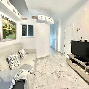 Appartement à 3 Chambres à Coucher