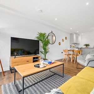 Harboview Haven Waterfront Apartment
