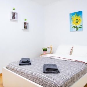 Appartement à 3 Chambres à Coucher