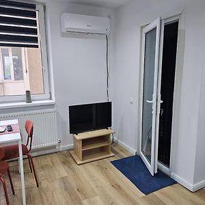Romantic Studio - Gara De Nord