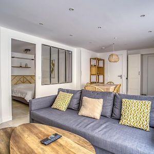 Appartement à 2 Chambres à Coucher