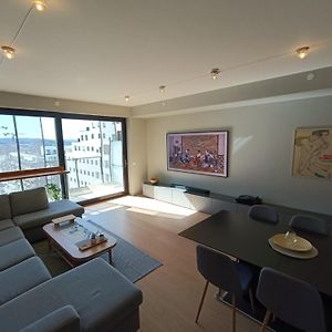 Appartement à 2 Chambres à Coucher