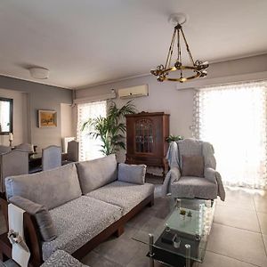 Myrto-Apartments-Athens